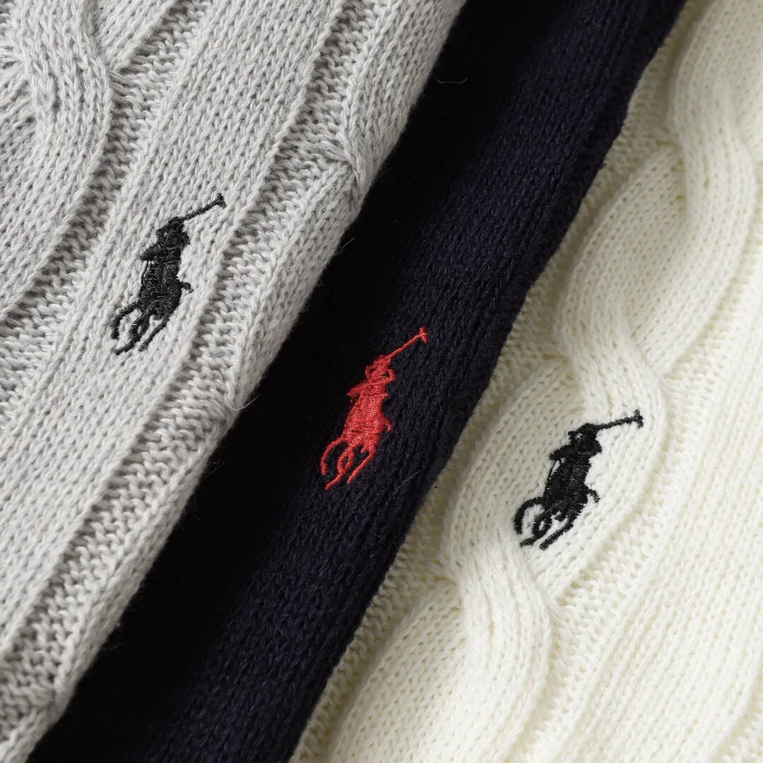 P194 Style number: 603 -Ralph Lauren 24ssRL half-zip long-sleeved sweater with classic war horse logo embroidery on the chest, pullover jacket -The item is made of dyed and spun yarn, purchased from the original version. A full set of customized accessories. Details determine success. A major autumn and winter new style. The item weighs more than 800 grams. It is soft and delicate and does not tie the body. The upper body effect is very nice and has a loose fit. -Color: black, white, gray -Size: S/M/L/XL/2XL